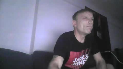 012germanboy online show from November 1, 5:28 am