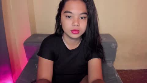 0wwlo0k online show from September 17, 5:33 am