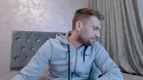 10in_deluxe online show from March 16, 10:30 am