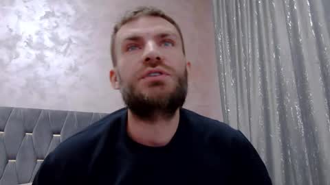 10in_deluxe online show from February 4, 7:23 am