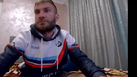 10in_deluxe online show from November 6, 7:33 am