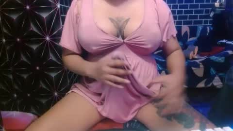  i am trixie im Your Selfsucking Mistress  online show from March 6, 6:01 am