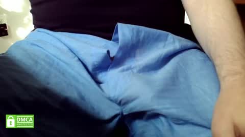 1234skin567 online show from May 14, 1:09 pm