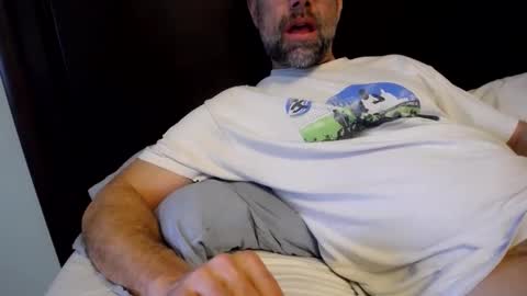 Snapshot of 123h0rny chatting on February 26, 4:38 pm 123h0rny online show from February 26, 4:38 pm