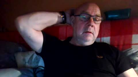 17revox online show from January 11, 6:44 pm