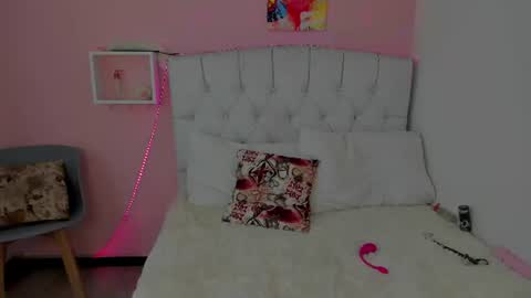 18candy online show from June 19, 3:40 pm