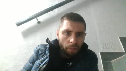 Snapshot of 1kamilkamil11 chatting on January 24, 4:39 pm kam online show from January 24, 4:39 pm