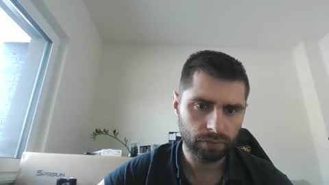 Snapshot of 1kamilkamil11 chatting on January 3, 11:35 am kam online show from January 3, 11:35 am