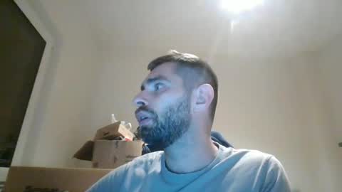 Snapshot of 1kamilkamil11 chatting on December 5, 6:17 pm kam online show from December 5, 6:17 pm