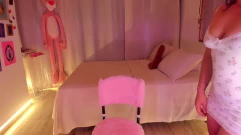 laiaa rivas online show from March 9, 3:22 am