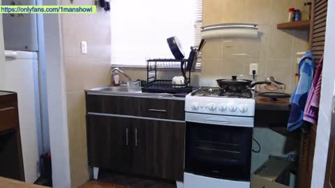 1manshow11 online show from June 16, 10:47 pm