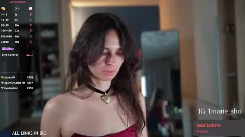 Marie online show from October 25, 6:19 pm