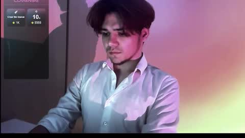 1roberttt online show from October 30, 10:10 pm