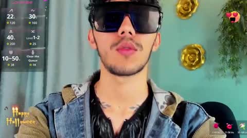 Sebastian online show from October 27, 7:25 pm