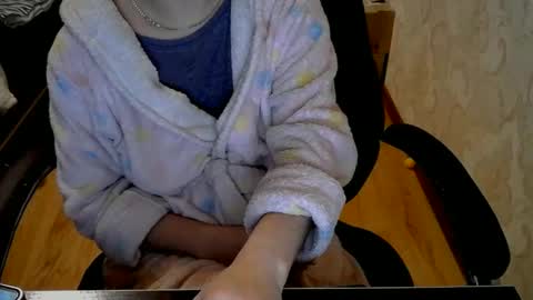 1your_hot_girls online show from December 12, 5:26 pm