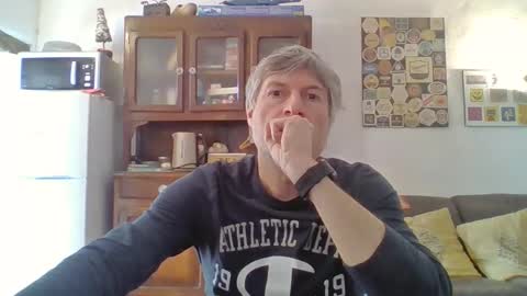 22esserre online show from February 23, 12:51 pm