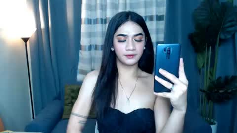 2hotblowjob694uxxx online show from June 18, 12:43 pm