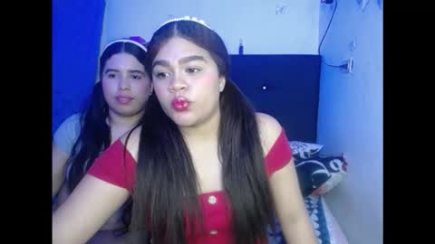 2moons_full_of_love online show from November 9, 1:53 am