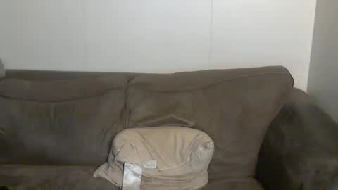 2small4you83 online show from March 9, 11:09 pm