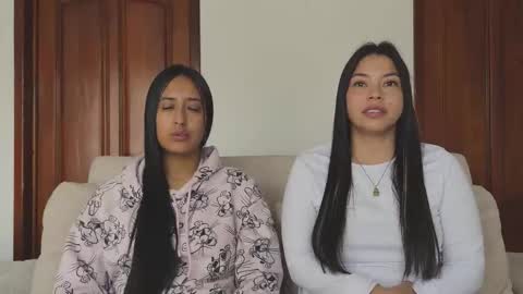 Dalilah and Tarah online show from October 30, 2:28 pm