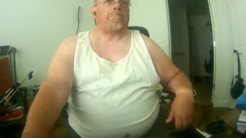 2wheels2balls online show from May 13, 7:01 pm