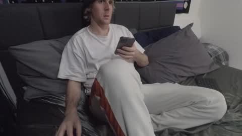 fun dude online show from February 4, 5:21 am