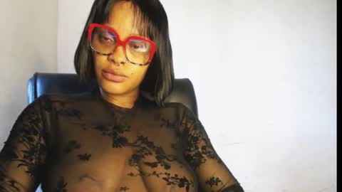 goddess zuri online show from June 7, 3:28 pm