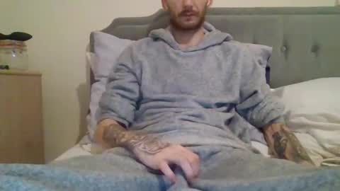 420feetloverr420 online show from February 3, 9:13 am