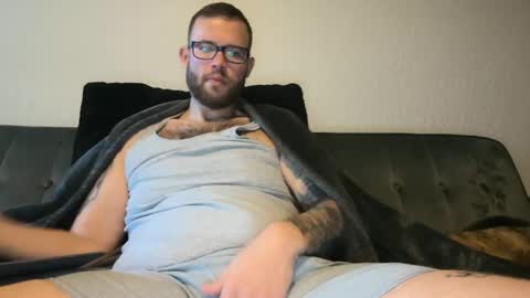 Snapshot of 662am chatting on February 13, 10:33 pm the662am online show from February 13, 10:33 pm