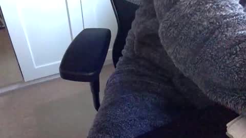 Mr CK online show from December 2, 9:07 am