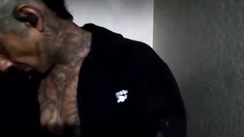 HUGH G RECTION online show from January 1, 6:37 am