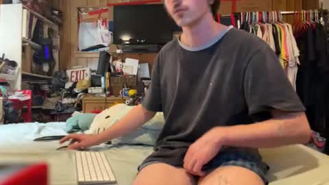 FUCKR online show from May 7, 2:57 pm