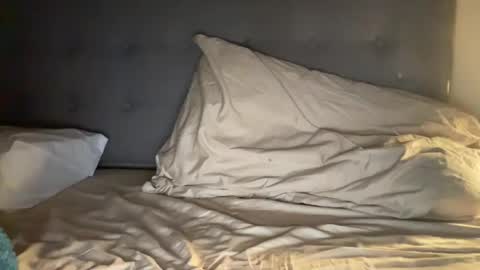 69shxoxrxnxy69 online show from March 3, 3:57 am