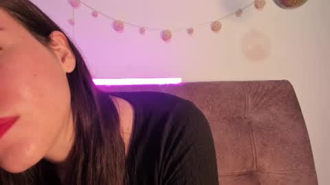milu online show from September 30, 12:48 pm