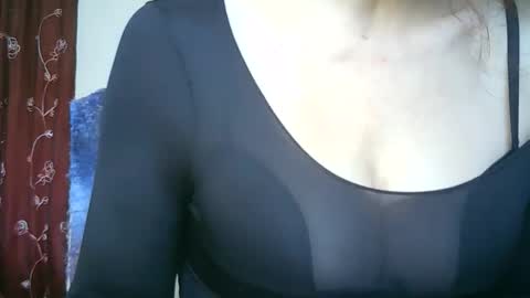 Lilu online show from March 31, 10:05 am