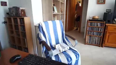  Papi  online show from June 3, 11:13 am
