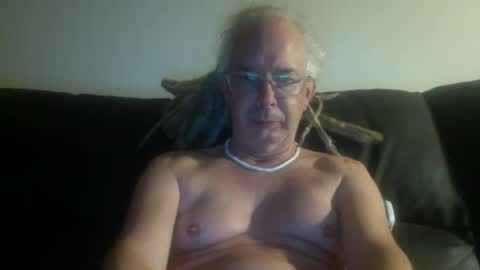 Snapshot of 808dred chatting on October 14, 9:12 am 808dred online show from October 14, 9:12 am