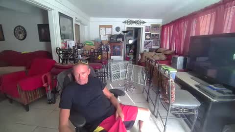 Snapshot of 86406stud chatting on October 8, 10:38 pm 86406stud online show from October 8, 10:38 pm