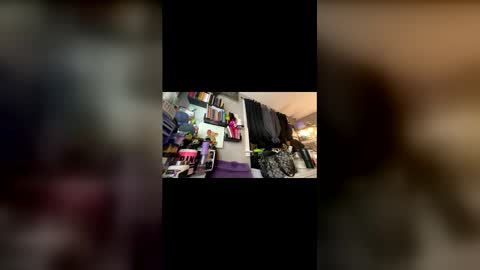 That girl online show from March 10, 6:29 am