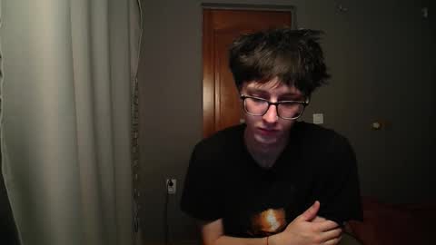 Phillip online show from October 22, 11:39 pm