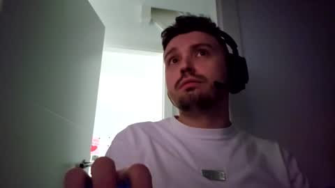 8inchdude93 online show from November 4, 11:22 am