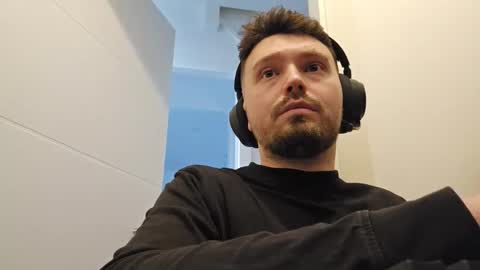 8inchdude93 online show from May 8, 4:56 pm