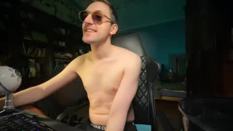 91stefisexy91 online show from January 18, 8:40 pm