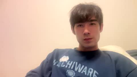 9thislandd online show from December 5, 2:04 pm