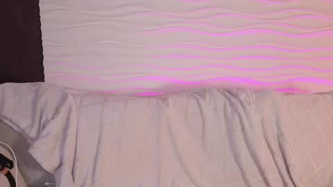 _3x7_ online show from April 25, 7:11 pm