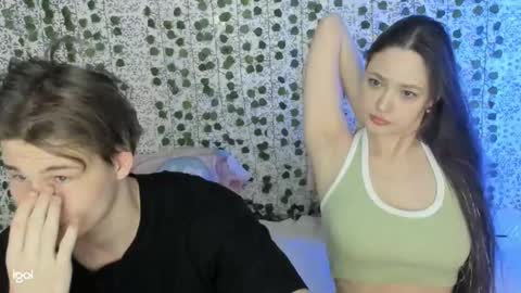 EMILY AND  MARCUS online show from March 6, 3:24 am