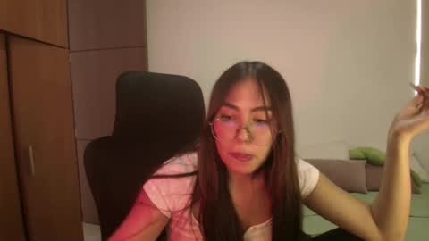 abby 3 online show from May 26, 5:52 pm