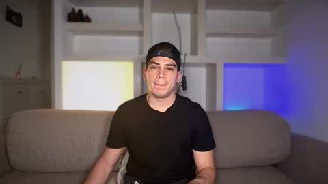 _aesthetic online show from February 9, 1:04 pm