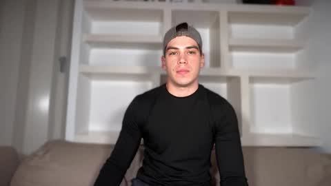 Snapshot of _aesthetic chatting on September 24, 3:30 pm _aesthetic online show from September 24, 3:30 pm