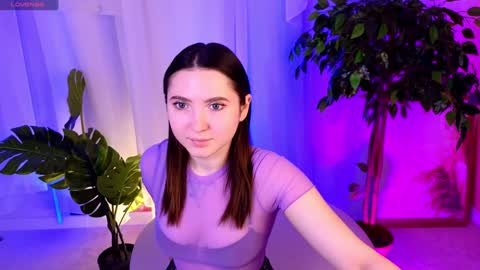 Mia online show from December 1, 9:17 pm